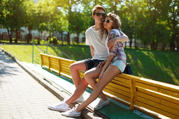 Stylish young couple teenagers in love in the city,