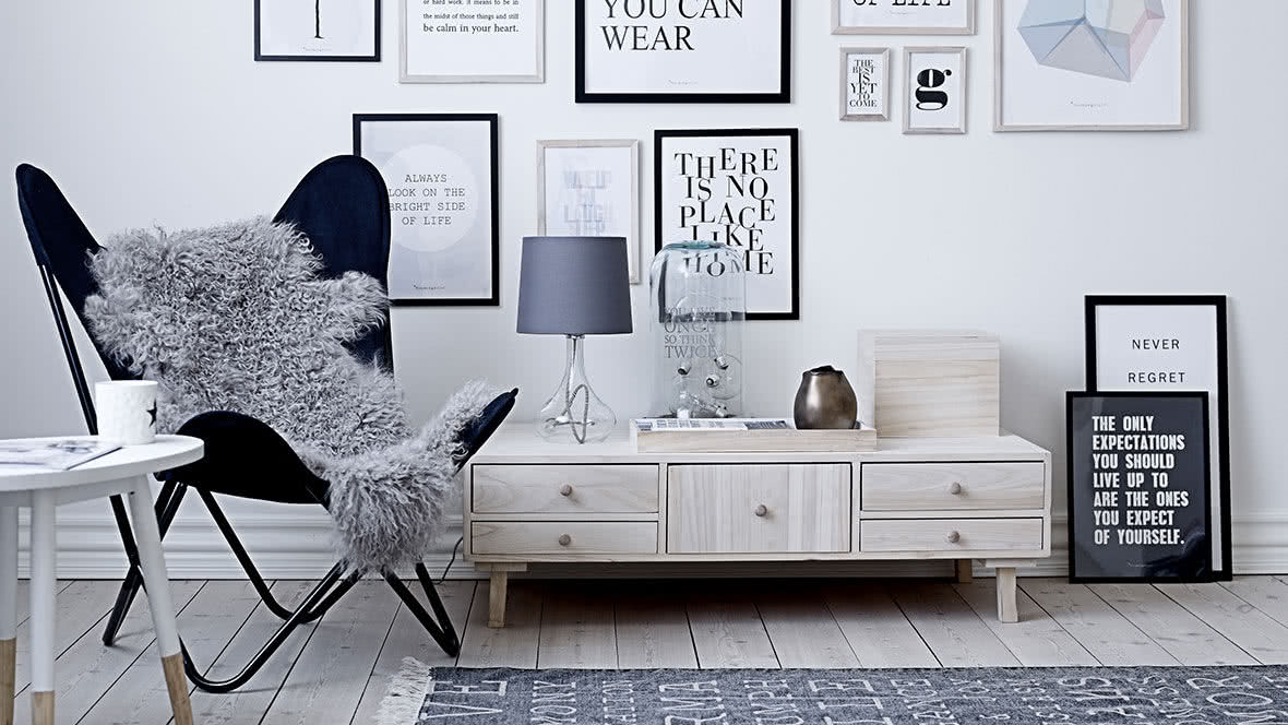 colorful interior, colorful living room, interior decorating, decorating with color, color palette, scandinavian living room, grey interior, grey living room