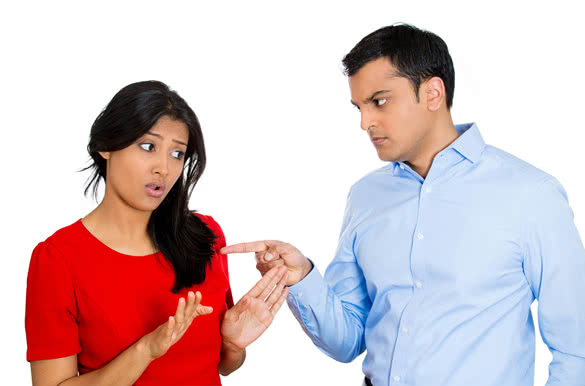 arguing-young-couple-having-serious-problems-fighting