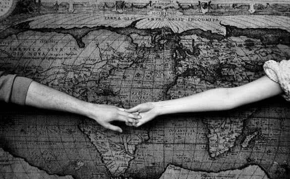 couple-holding-hands-long-distance-relationship