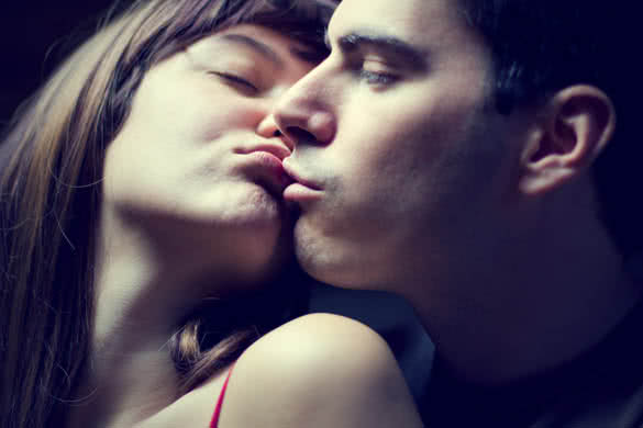 guy and girl kissing