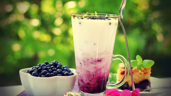 blueberry smoothie