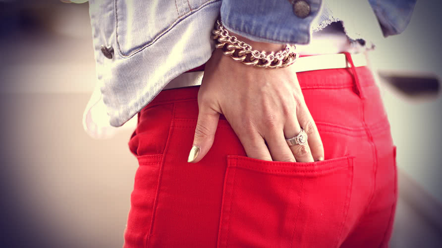 CrashingRED Gentle rock chic with red jeans - CrashingRED