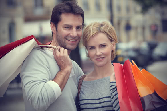 shopping couple portrait