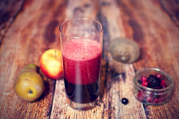 apple berries and pear juice