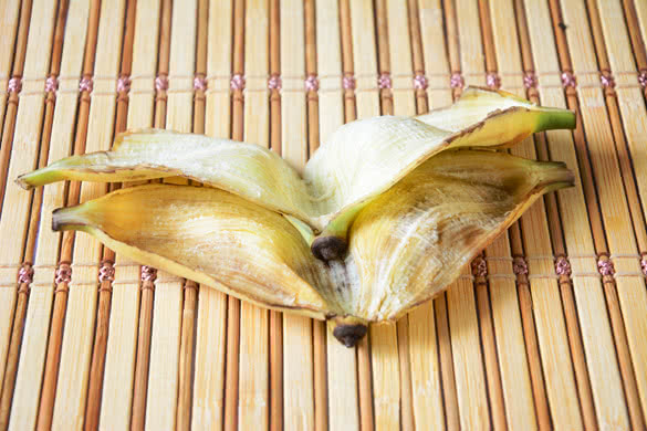 Banana peel on the bamboo