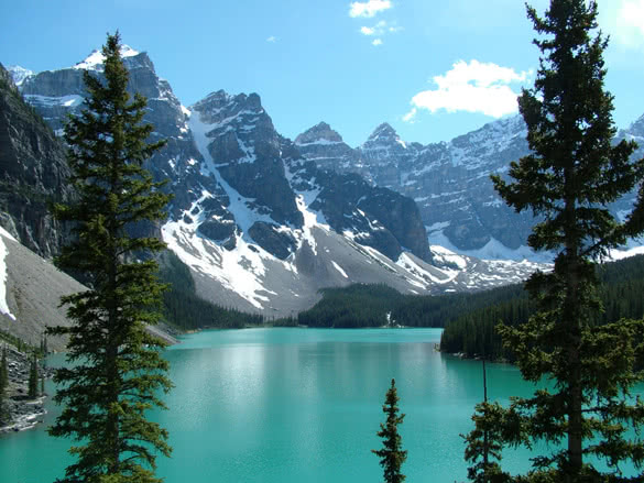 Moraine Lake in Banff National Park Canada