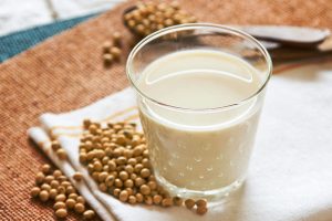benefits of soy milk