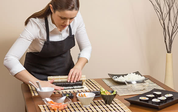 woman-is-making-sushi