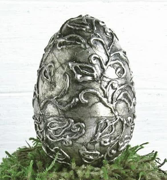 The-royal-etching-egg