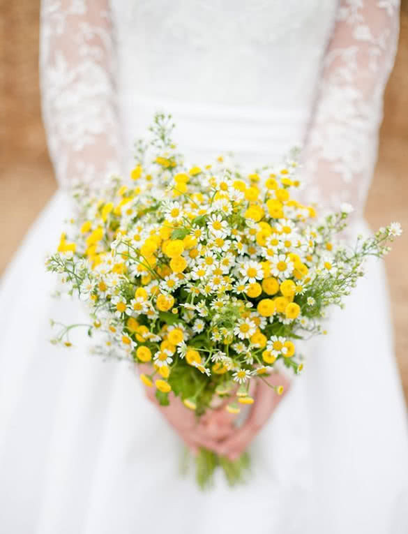 dandelion-yellow-wedding-flowers
