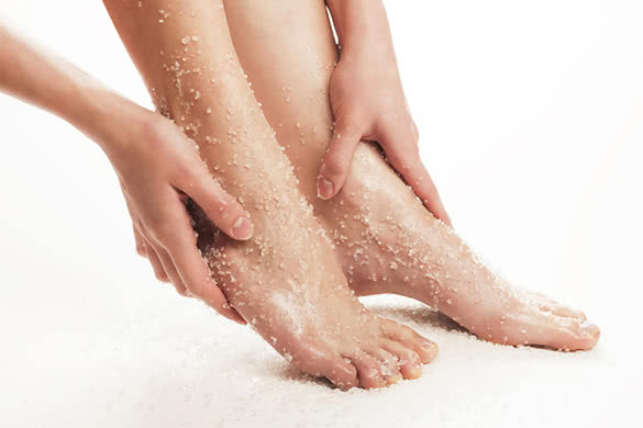 feet-scrub