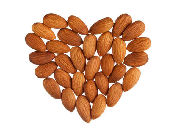 heart-almonds