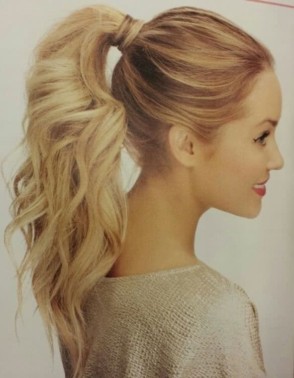 ponytail-with-hair-tie