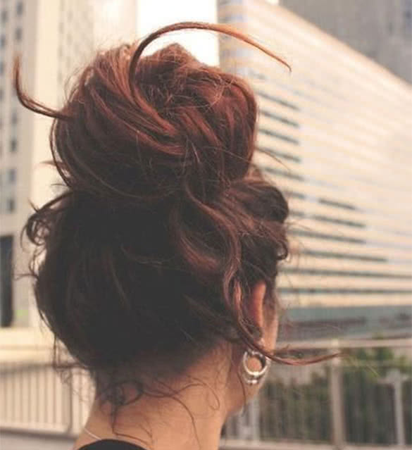 redhead-messy-bun