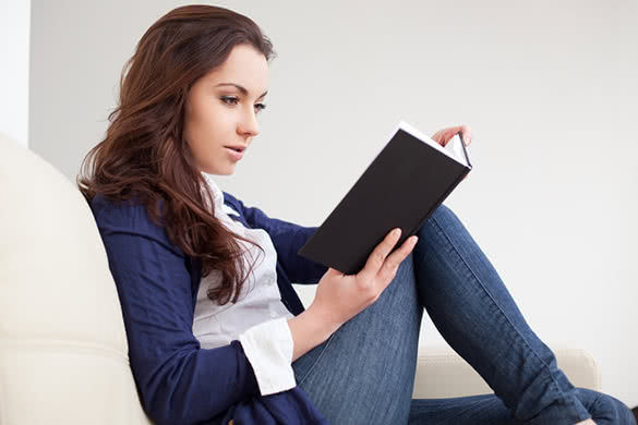 woman-reading-a-book