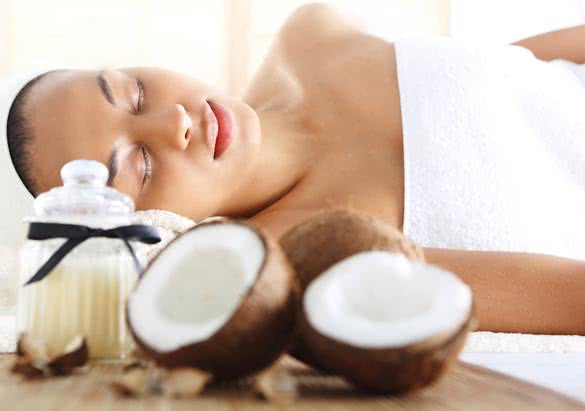 spa treatment with coconut oil