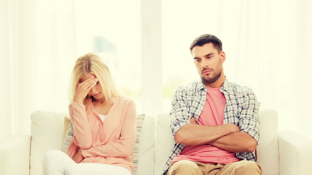 Avoid Commitment Man Reveals: 10 Sure Signs He’s Afraid Of Commitment