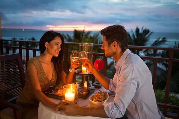 romantic dinner date